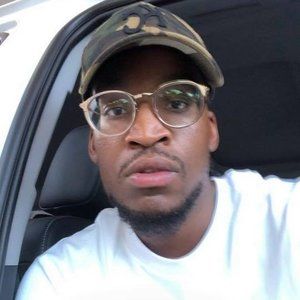 Meet your Posher, Aaron